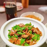 新店开业超火爆  湘菜经典又一村