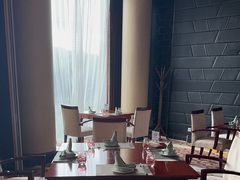 -粤尚腾香居中餐厅(首都机场希尔顿店)