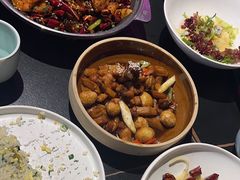 -粉墨特色菜·烧烤音乐酒馆