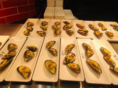 -四海一家自助餐(益田假日广场店)