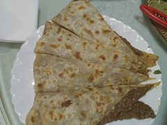 -溢心园香河肉饼总店