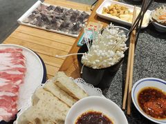 -江小渔鲜鱼火锅(应天西路店)
