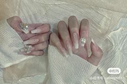 -Pink You美甲洗眉纹绣定制中心