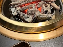 -铭牛烧肉·和牛海鲜自助(高新月牙湖店)