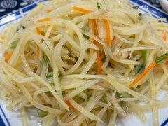 -八两八金·莱芜特色炒鸡(市南漳浦路店)