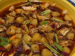 -休记光头香辣蟹干锅店(衣冠庙店)