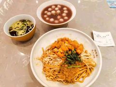 蒜蓉小龙虾拌面-松鹤面馆·古法焖肉面(观前店)