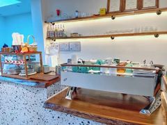 -Line 咖啡(石厦花园店)