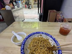 -陀块头面馆(梅岭南路店)