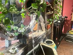 -大匠工房古船木艺术餐厅·猪肚鸡专门店(长白仙岛店)