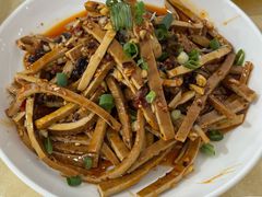 麻辣豆干丝-东吴霸王兔(松青路店)