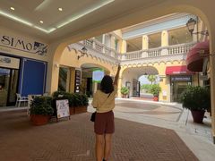 -佛罗伦萨小镇广佛名品奥特莱斯(疏港路店)