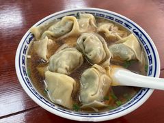 半菜半肉-古徽州馄饨店(宝安路店)