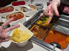 -海底捞火锅(凤凰广场店)