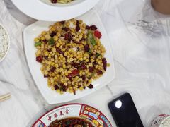 -江城燕子大排档(江汉路步行街店)