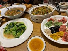 -汇丰苑·海鲜青岛菜(中山路大鲍岛店)