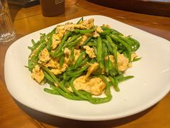 虾酱鸡蛋炒扁豆-燕郊烧鸽子(酷车小镇店)