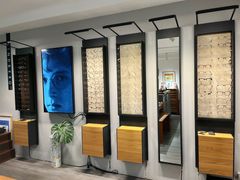 -目艮眼镜SHOWROOM(品牌集合店)