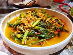 酸笋炒空心菜-浩海火燒雲傣家菜(静安芮欧店)