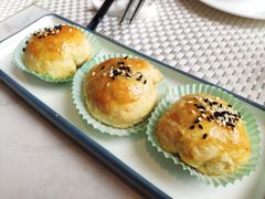 蜜汁叉烧酥-喜粤8号(四海唐人街店)