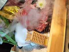 -铭牛烧肉·和牛海鲜自助(高新月牙湖店)