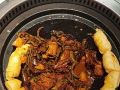 -满兴咱妈烀饼铁锅炖(兰州北街店)