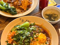 -方铲铲·成都板凳面(滨江银泰店)
