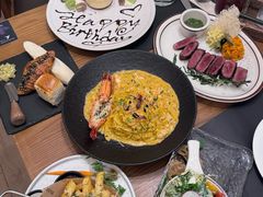 -Mark&Mars Restaurant