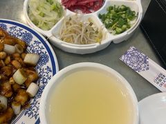 -老北京炸酱面大王.铜锅涮肉(朝阳门店)