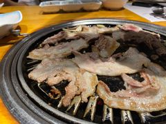 -唯成•韩国炭火烤肉 유성고기