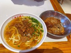 -李兰英湖南面馆(护国路店)