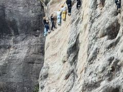 -玻璃桥景区石牛寨