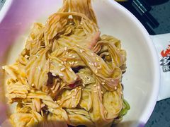 -多嘴超级肉蟹煲(欧亚卖场店)