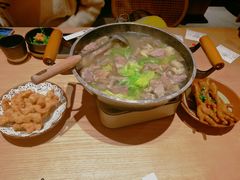 -川堂风·跷脚牛肉·乐山爆炒(宝山日月光店)