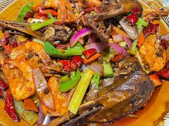 -休记光头香辣蟹干锅店(衣冠庙店)