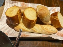 餐前欧式面包-YUE·6·西式融合餐厅(外滩六号店)