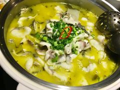 -严厨老坛酸菜鱼(吴江万宝店)