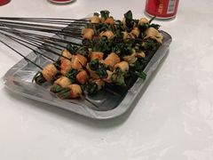 -马克力木手抓炕锅烤羊肉(盐湖一小区店)
