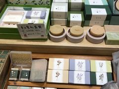 手工皂-猫的天空之城概念书店(印象城购物中心店)