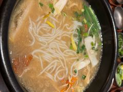-银米·云南传统过桥米线(双廊黑金冠店)