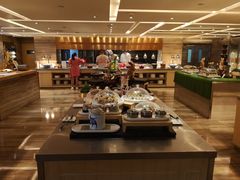 自助取餐区-北京王府井希尔顿酒店·万斯阁西餐厅