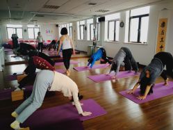 -爱尔乐美孕产瑜伽·普拉提