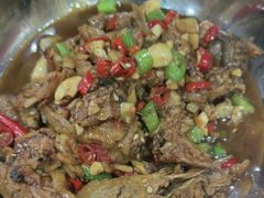 -湖南人家湘菜馆(镇江路店)