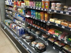 -全家便利店(虹桥路四店)