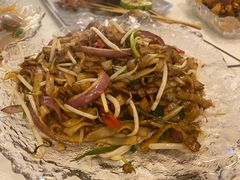 湿炒牛河-白仁仔· 活烤海鲜 宵夜(豫园店)