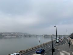 -多瑙河畔鞋履雕塑