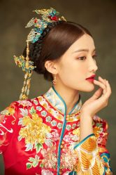 -洋洋婚纱品牌集合店