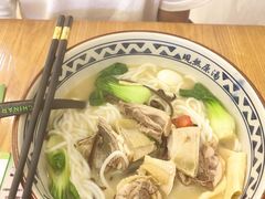 -蒙自源米线大王(信利城市广场店)