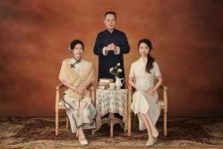 -时光纪亲子全家福照相馆(静安店母女写真父母纪念照)