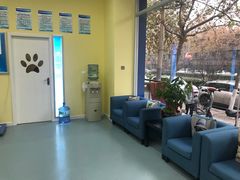 -瑞鹏宠物医院·爱宠堂·骨外专科(西荷分院)